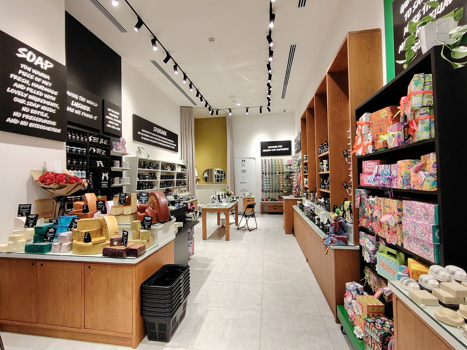 Discover Lush - Tabuk Park Mall