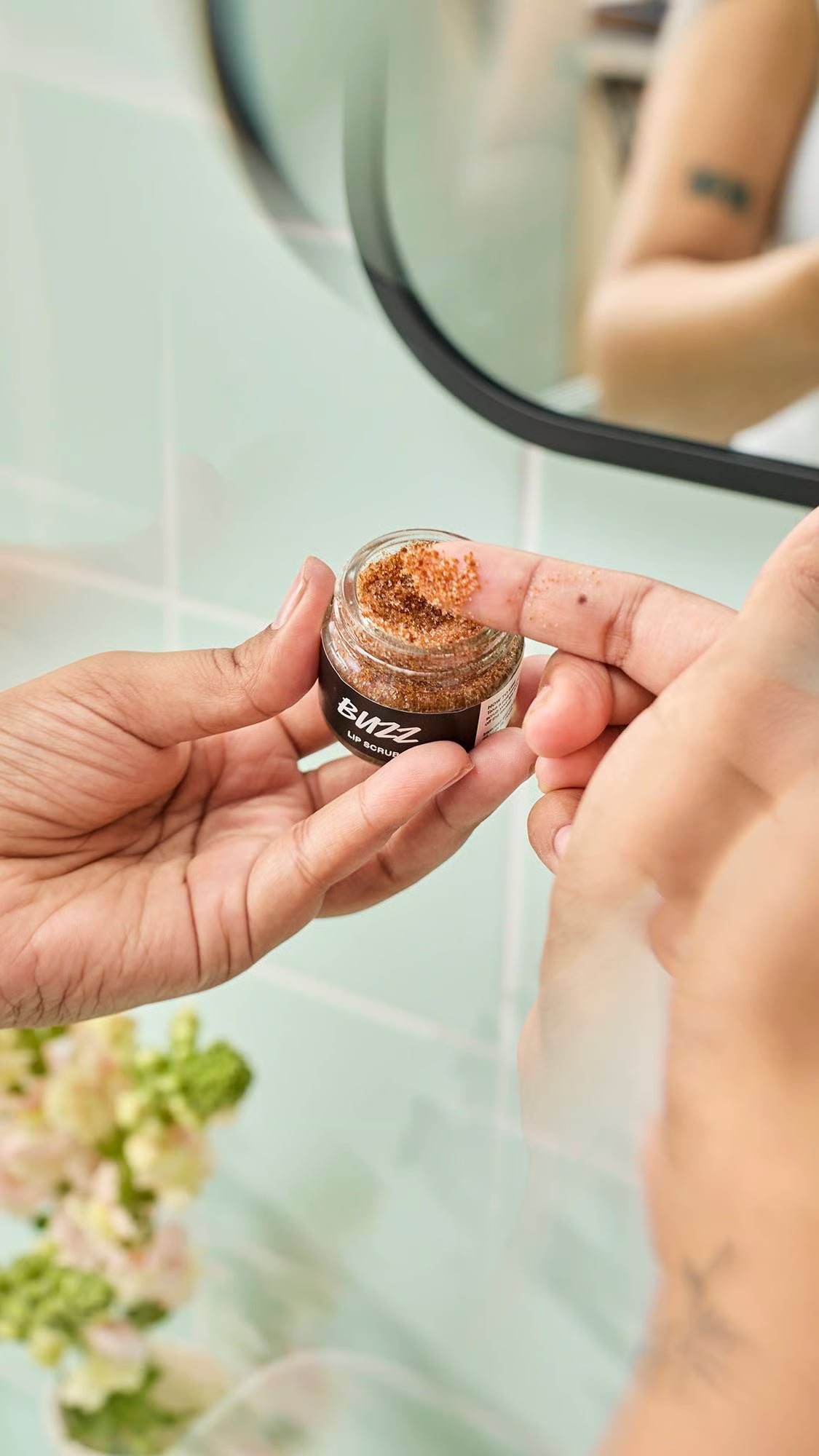 باز مقشر الشفاة