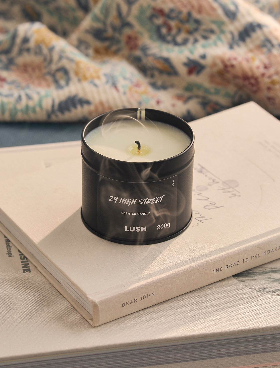 29 High Street Candle