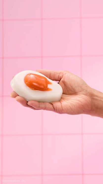 Lush × Gudetama Shower Gummy